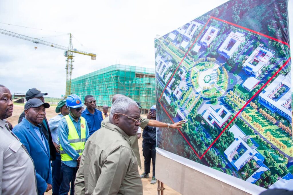 le Premier ministre a visité le chantier de l’université de Loango