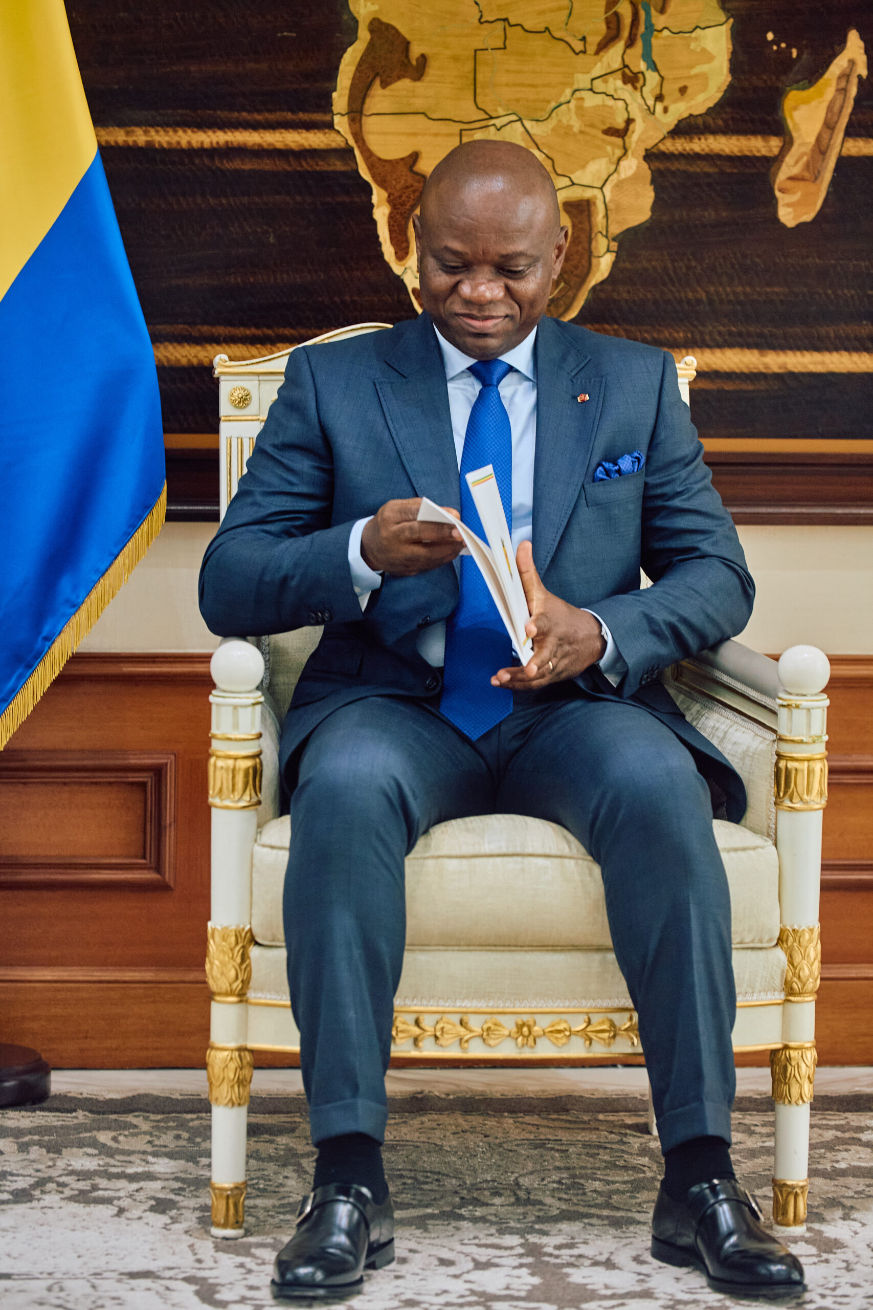 Le Premier Ministre, Chef du Gouvernement reçu au palais RÉNOVATION de Libreville au Gabon.