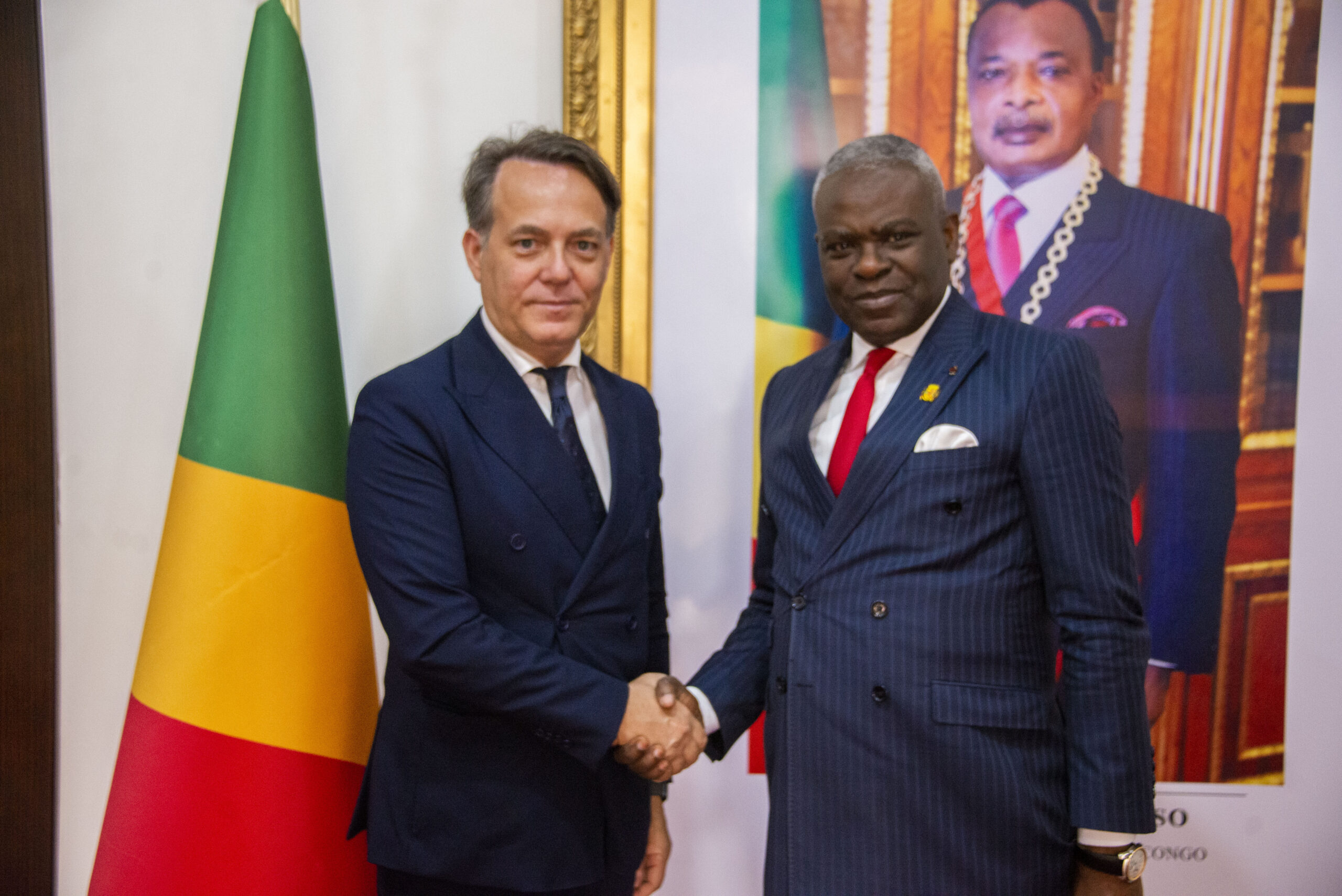 Le Premier Ministre reçoit SEM Enrico Nunziata , Ambassadeur d’Italie en République du Congo
