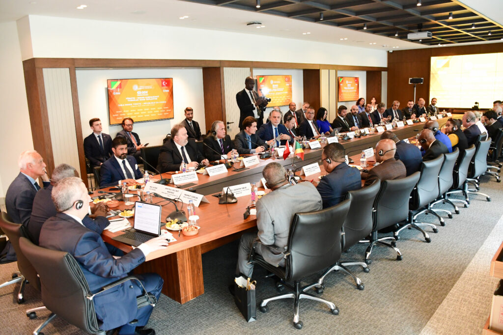 Commerce: Les hommes d'affaires turcs et congolais liés par un protocole d'accord de bonne volonté